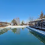 комплекс тракийски стан Хотел Асеновград