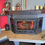 комплекс тракийски стан Хотел *