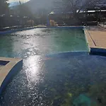 Хотел комплекс тракийски стан