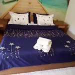 Хотел комплекс тракийски стан