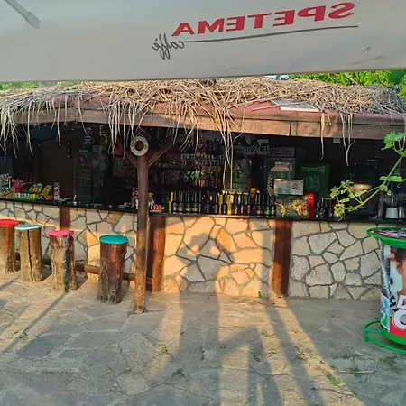 комплекс тракийски стан *