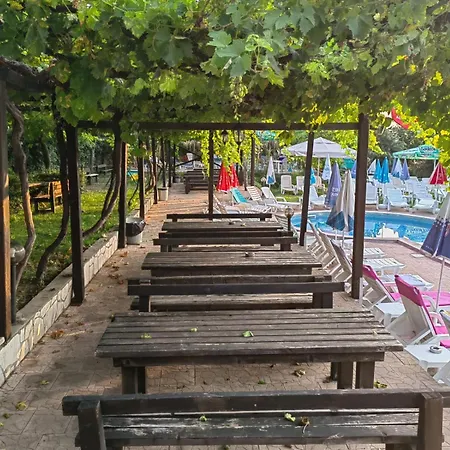 комплекс тракийски стан