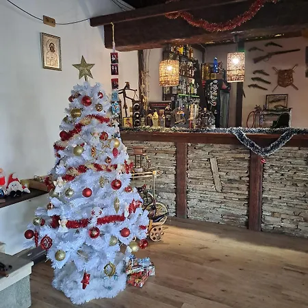 комплекс тракийски стан