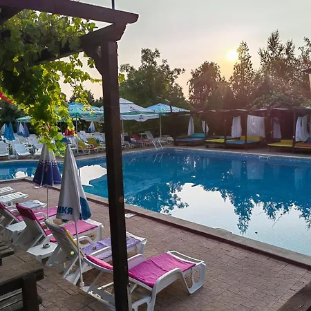 комплекс тракийски стан Asenovgrad