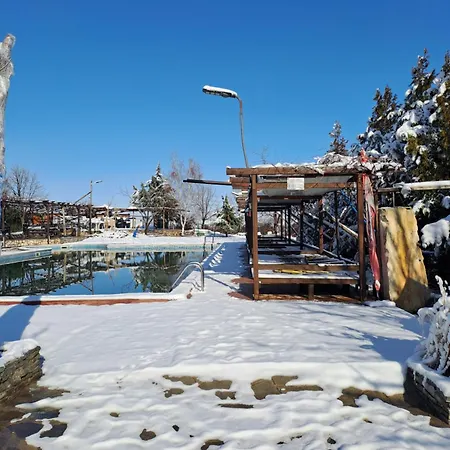 Hotel комплекс тракийски стан *