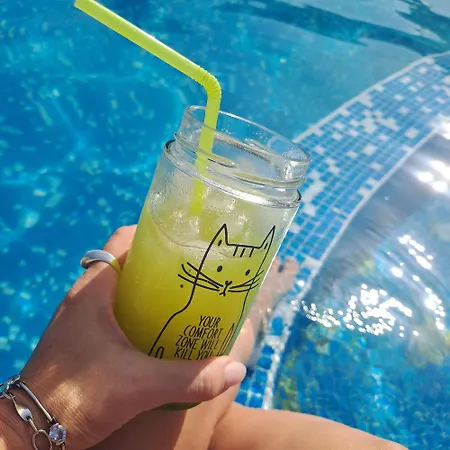 комплекс тракийски стан Hotel *