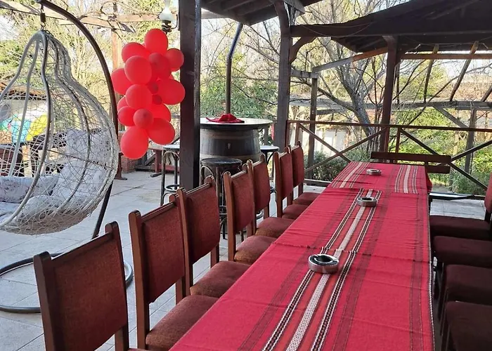 Хотел комплекс тракийски стан Асеновград