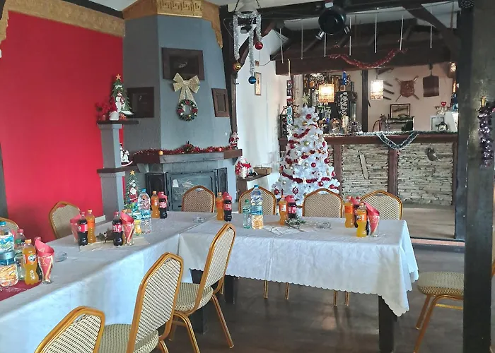 Хотел комплекс тракийски стан *